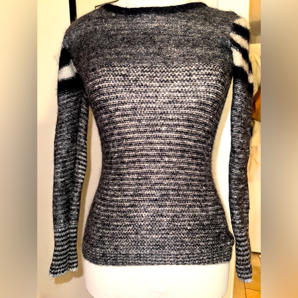 Isabel Marant Etoile sweater size 40 FR (US M)